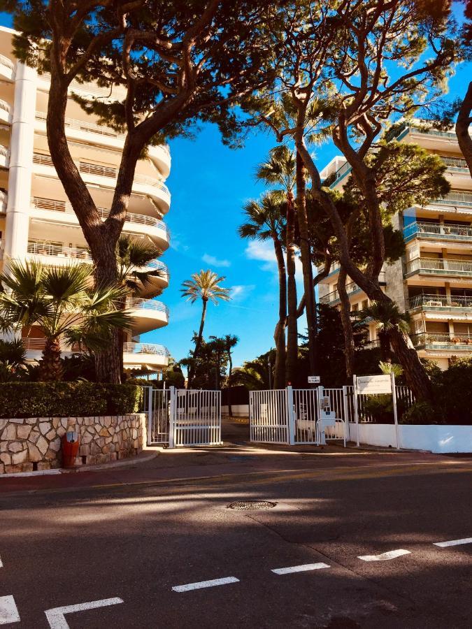 Cannes Croisette &Palm Beach,Parking Eksteriør billede